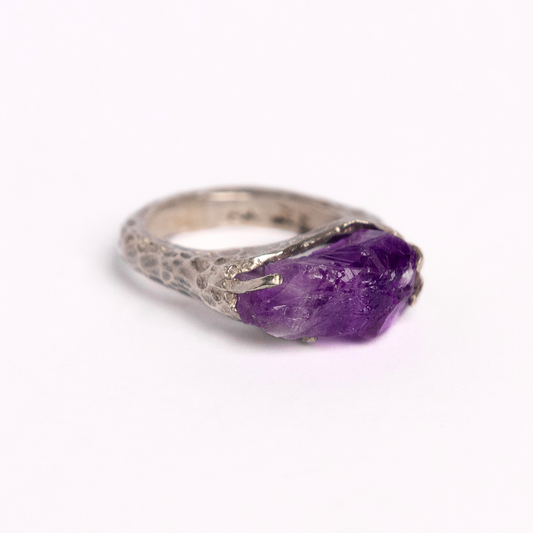 Mauve d'Amethyst Ring